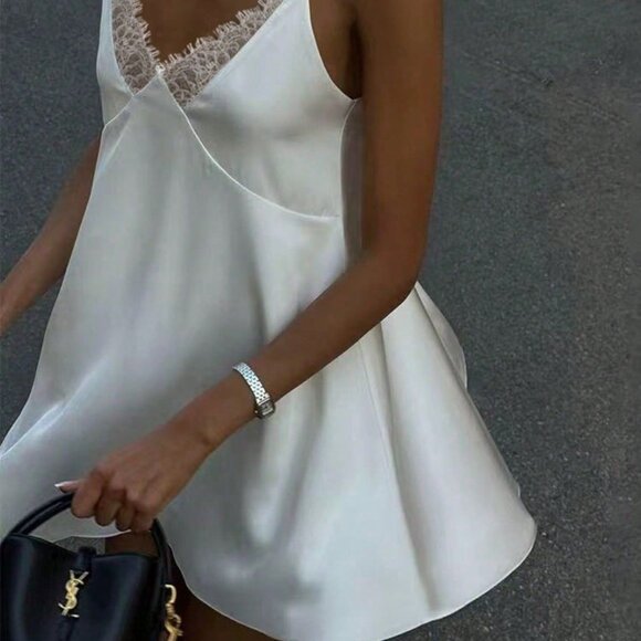 White Sexy Women's Lace Satin Backless Mini Dress - Picture 3 of 5